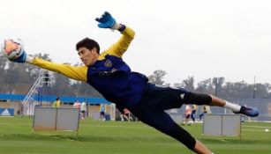 Esteban Andrada durante un entrenamiento con Boca Jrs.