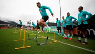 Casemiro durante un entrenamiento de Brasil