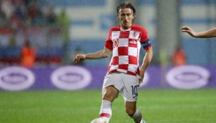 Luka Modric en acción con Croacia
