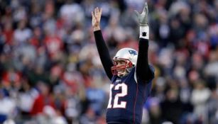 Tom Brady celebra un TD con los Patriots