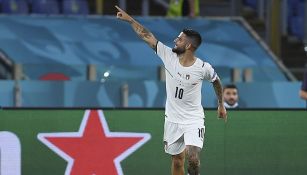 Lorenzo Insigne festeja su gol con Italia 