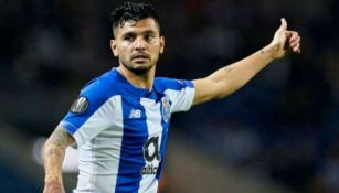 Tecatito Corona en un partido con el Porto 