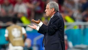 Fernando Santos en el partido con Portugal 