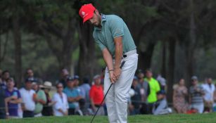  Abraham Ancer jugando golf