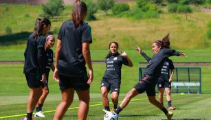 Selección Mexicana Femenil durante entrenamiento