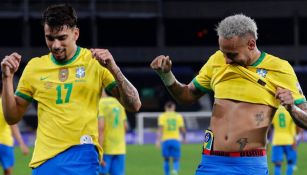 Neymar y Paquetá festejan ante Perú