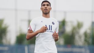 Achraf Hakimi en una sesión con el PSG