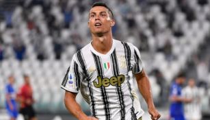 Cristiano Ronaldo: Rebajaría su sueldo para continuar en la Juventus