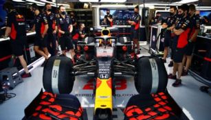 F1: Motor de Red Bull bajó su potencia por temor de castigo de FIA, afirman en Mercedes.