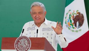 López Obrador en charla con los medios