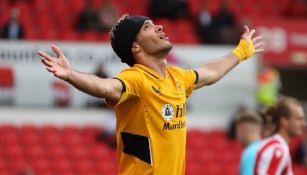 Raúl Jiménez durante un partido con Wolves