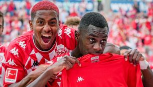 Moussa Niakhate celebra su anotación contra el RB Leipzig
