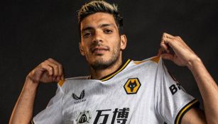 Raúl Jiménez: Wolverhampton presenta su tercer uniforme