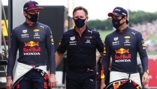 Max Verstappen, Christian Horner y Sergio 'Checo' Pérez