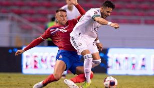 Vega sufre brutal entrada en duelo ante Costa Rica