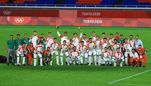 Jugadores del Tri Olímpico tras ganar el Bronce en Tokio 2020