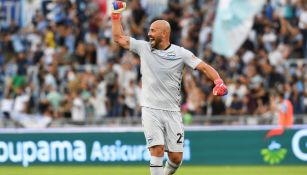 Pepe Reina en acción con el Lazio