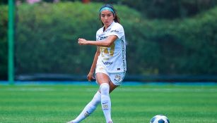 Marlyn Campa durante un partido con Pumas