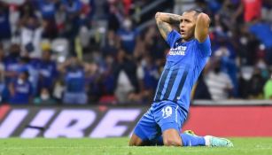 Yoshimar Yotún en lamento con Cruz Azul