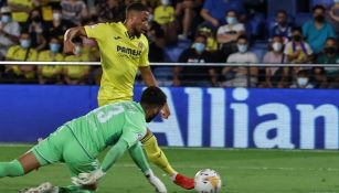 Danjuma se enfrenta a Rui Silva en el Villarreal vs Real Betis