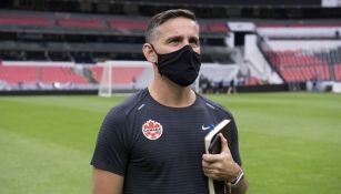 Herdman reconoció la cancha del Azteca