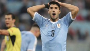 Luis Suárez en un partido de la Selección Uruguaya