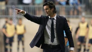 Santiago Solari durante un partido con América