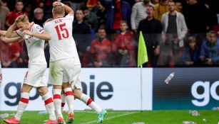 Qatar 2022: Albania vs Polonia se suspendió 10 minutos por objetos arrojados a la cancha