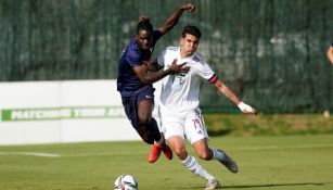 Diego Abreu durante un partido con el Tri