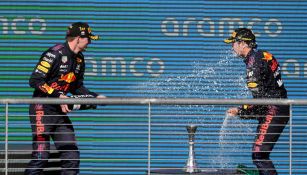 Checo y Verstappen celebran tras GP de Estados Unidos
