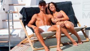 Cristiano Ronaldo posa junto a Georgina Rodríguez