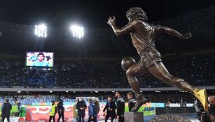 Estatua de Maradona 