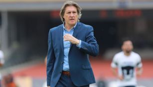 Sergio Egea como técnico de Pumas