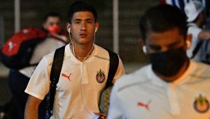 Uriel Antuna llega a Mazatlán con Chivas