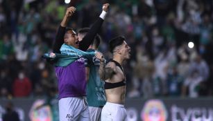 Jugadores de León festejando el boleto a la Final