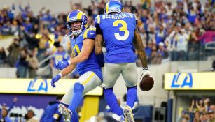 Los Rams celebran durante partido