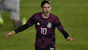 Marcelo Flores festeja con el Tri Sub20 