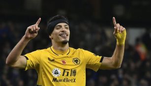 Jiménez en un partido con Wolverhampton 