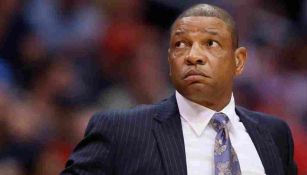 Doc Rivers dio positivo a Covid-19