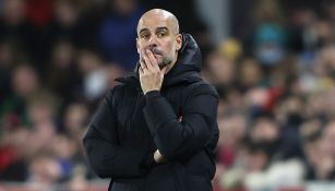 Pep Guardiola durante un duelo del Manchester City 