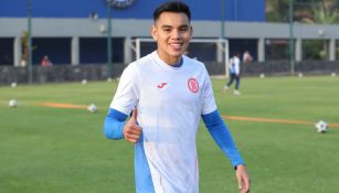 Charly Rodríguez entrena con Cruz Azul