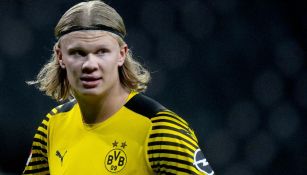 Erling Haaland jugando partido con el BVB en la Bundesliga