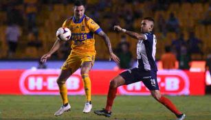 Gignac y Vegas en un Clásico Regio