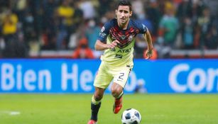 Luis Fuentes en acción con América