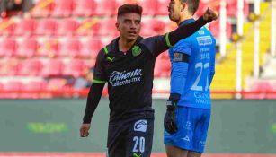 Fernando Beltrán jugando con Chivas 