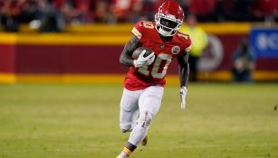 Tyreek Hill en acción