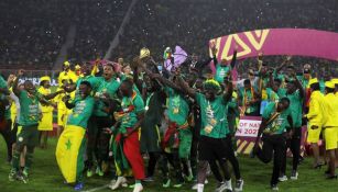 Jugadores de Senegal en festejo