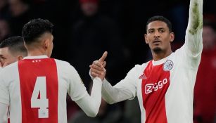 Edson Álvarez: Ajax goleó al Twente con hat-trick de Sebastien Haller