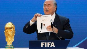 Joseph Blatter anunciando la victoria de Qatar para el Mundial 2022