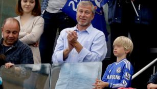 Roman Abramovich durante un duelo del Chelsea 